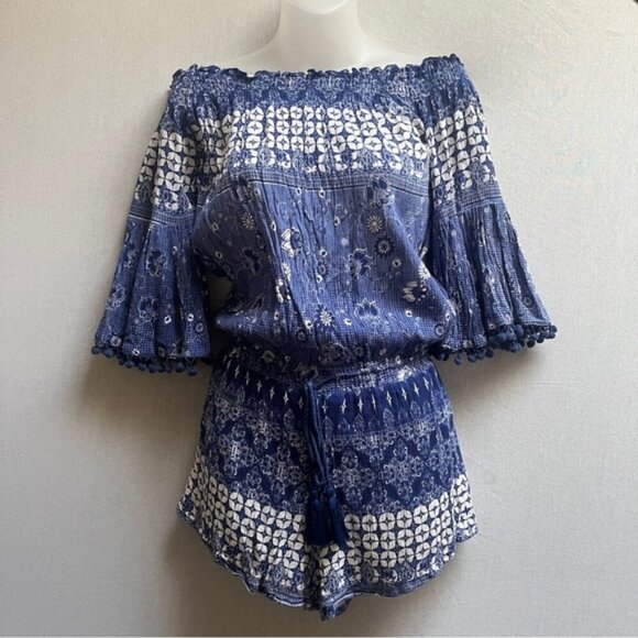 Raga Anthropologie Luana Off-The-Shoulder Romper Pom Pom sleeve Sz XS - Picture 2 of 10